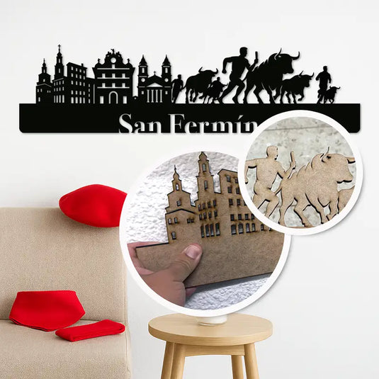 Detalle en primer plano del skyline de Sanfermines fabricado artesanalmente en madera DM