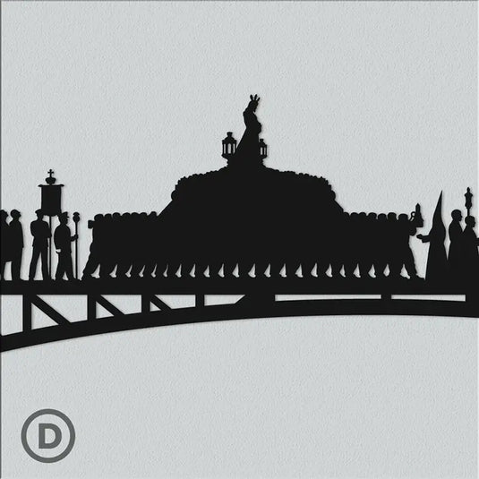 Detalle ampliado en silueta negra del trono de El Cautivo en procesión de Semana Santa de Málaga, con nazarenos y público.