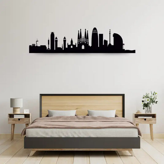 Skyline de Barcelona colgado en la pared de una habitación | Ideal Para Decorar